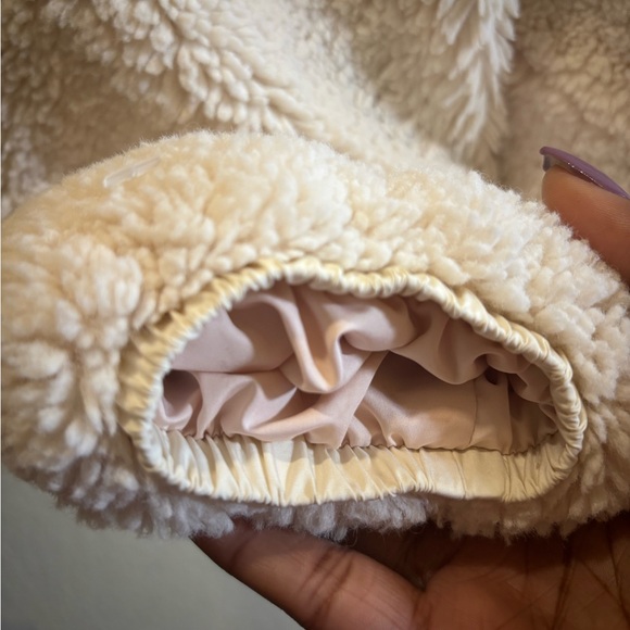 🚨SOLD🚨Anthropologie Women's Cream Sherpa Jacket - Picture 5 of 9